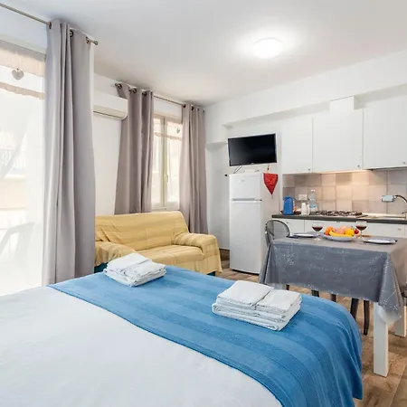 Casavacanzefranca - 14 *