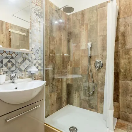 Casavacanzefranca - 14 Hébergement de vacances